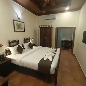Seashell - Marine Drive Hotel